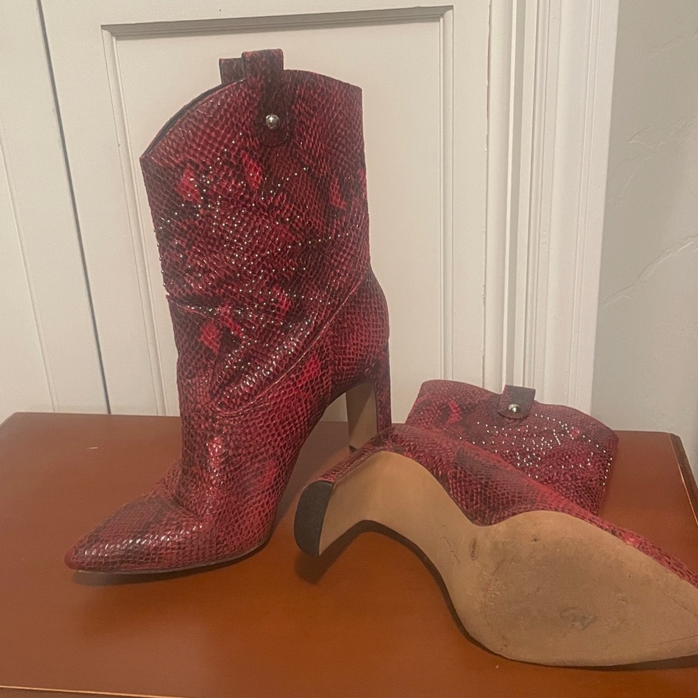 Jessica Simpson Snakeskin Boots 9 Pointed Toe Western Glam Statement Booties - Picture 2 of 8